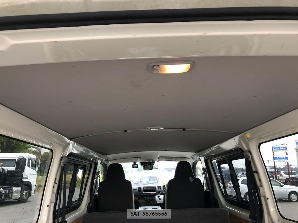 Toyota HIACE VAN 2019 6591493-30