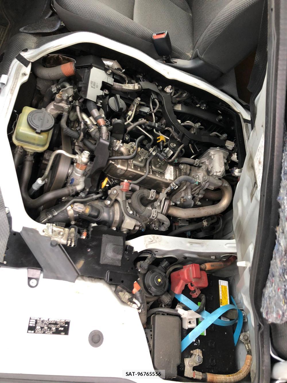 Toyota HIACE VAN 2019 6591493-40