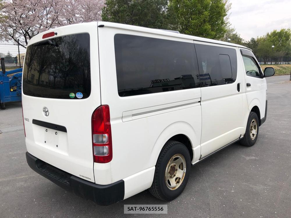 Toyota HIACE VAN 2019 6591493-4
