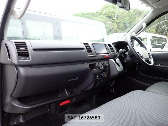Toyota HIACE VAN 2022-05 6717568-20