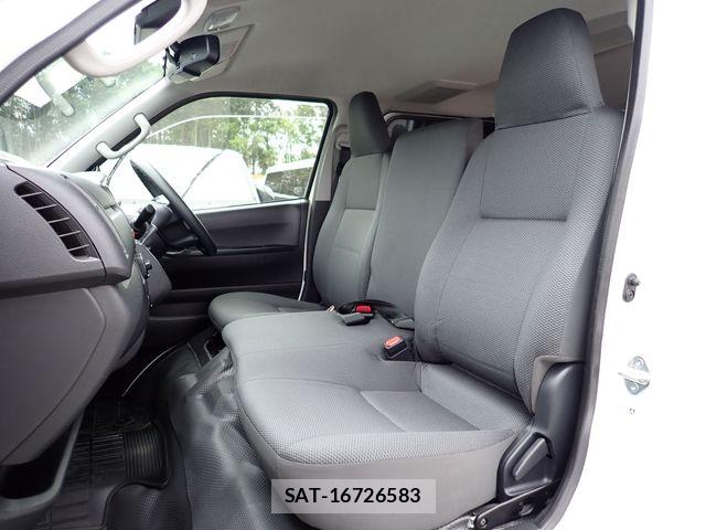 Toyota HIACE VAN 2022-05 6717568-21