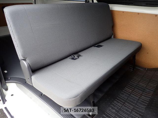 Toyota HIACE VAN 2022-05 6717568-22