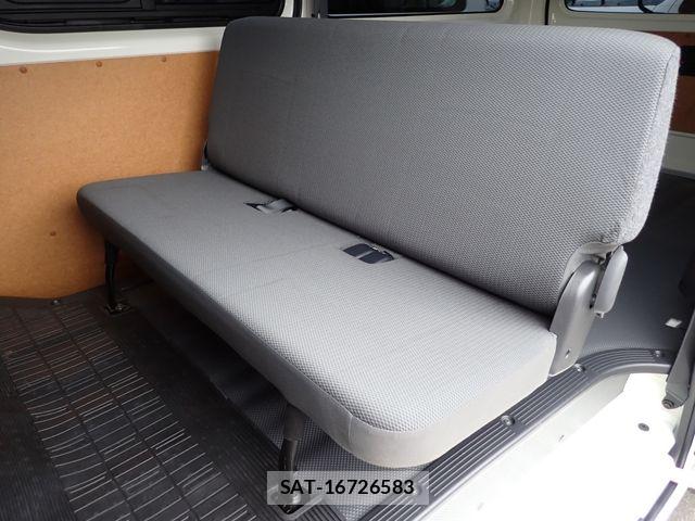 Toyota HIACE VAN 2022-05 6717568-23