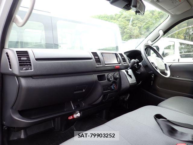 Toyota HIACE VAN 2021-02 6753607-20