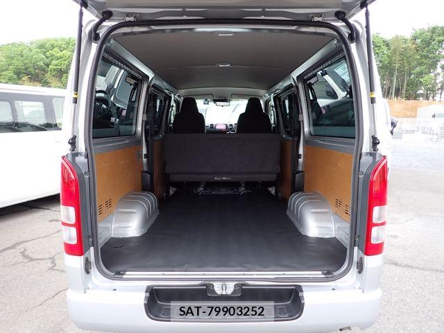 Toyota HIACE VAN 2021-02 6753607-6