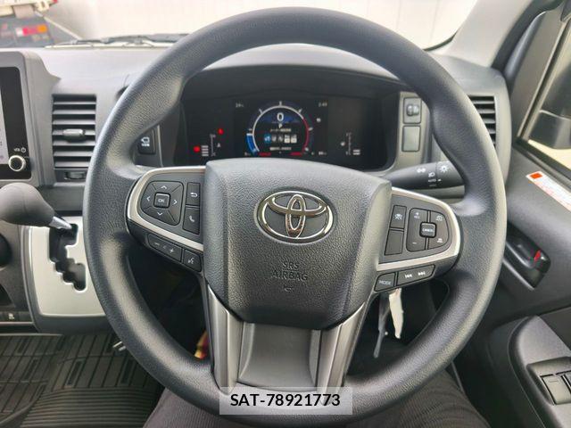 Toyota HIACE VAN 2026-05 7061088-1