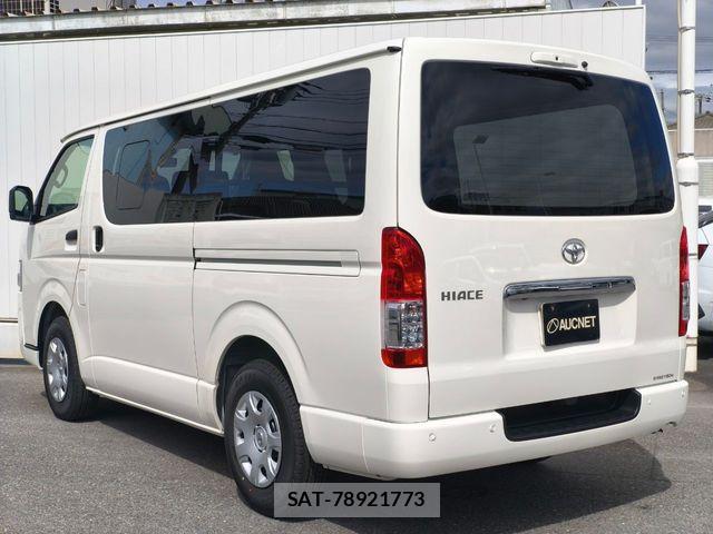 Toyota HIACE VAN 2026-05 7061088-2