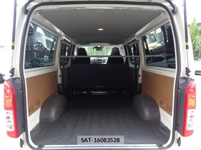 Toyota HIACE VAN 2025-12 7226194-15