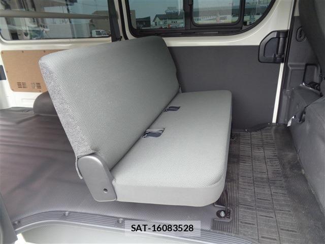 Toyota HIACE VAN 2025-12 7226194-18