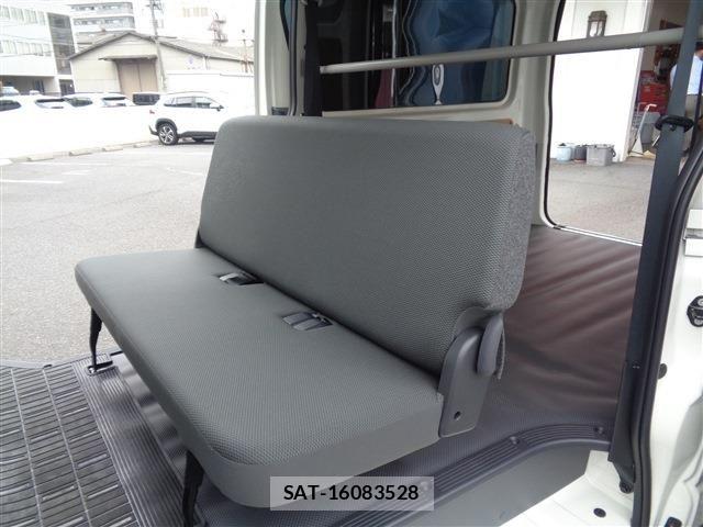 Toyota HIACE VAN 2025-12 7226194-19