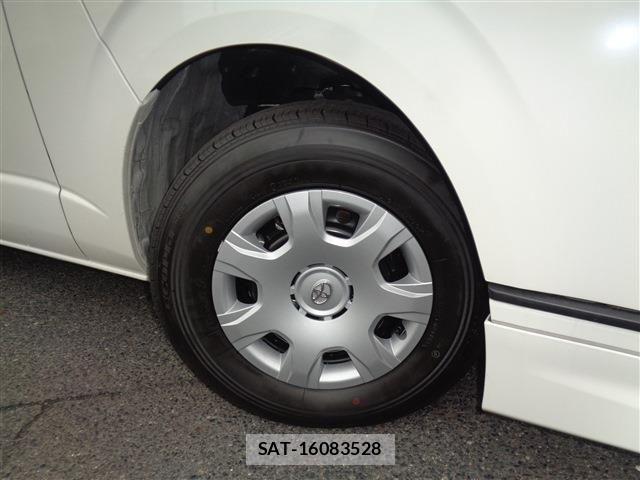 Toyota HIACE VAN 2025-12 7226194-6