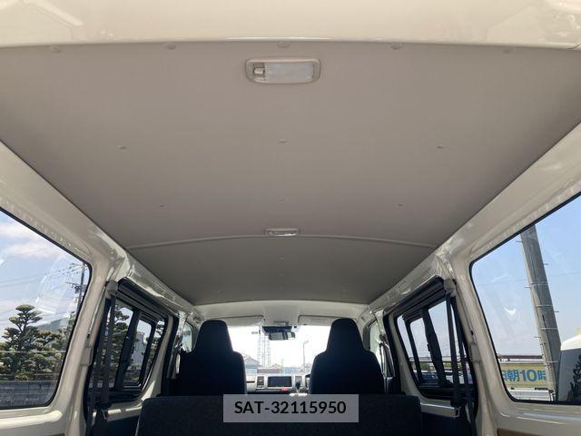 Toyota HIACE VAN 2026-02 7226196-13