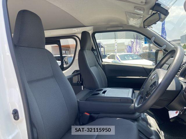Toyota HIACE VAN 2026-02 7226196-1