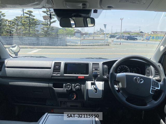 Toyota HIACE VAN 2026-02 7226196-21