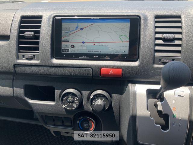 Toyota HIACE VAN 2026-02 7226196-25