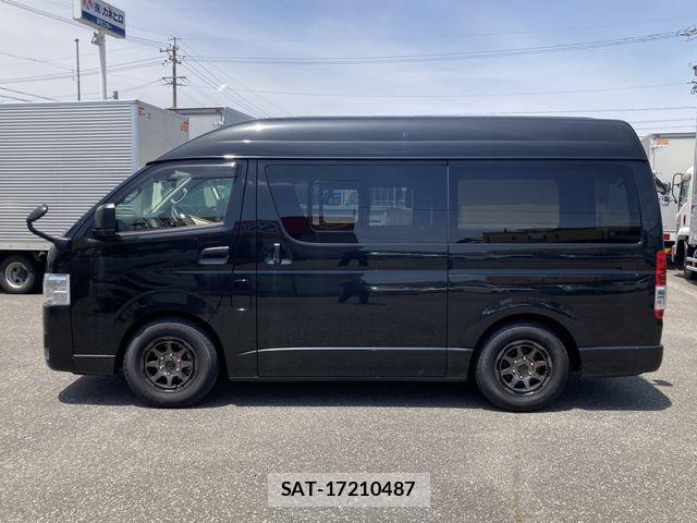 Toyota HIACE VAN 2024-08 7360191-2