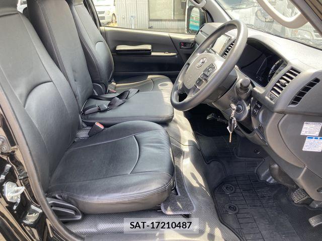Toyota HIACE VAN 2024-08 7360191-6