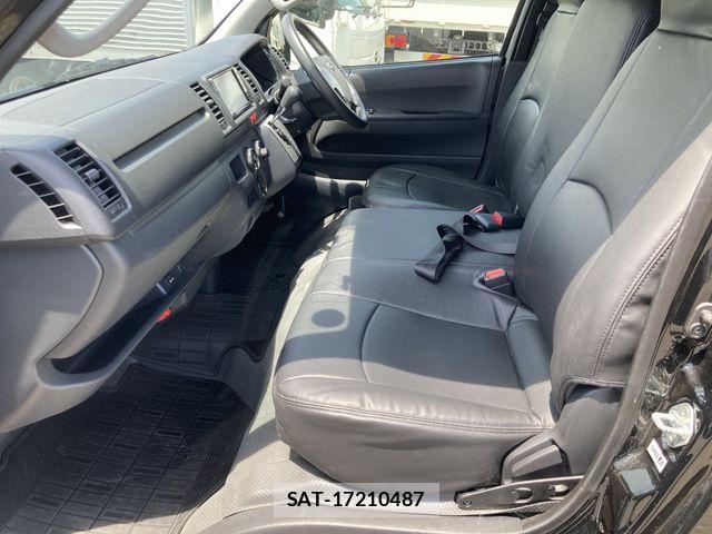 Toyota HIACE VAN 2024-08 7360191-7