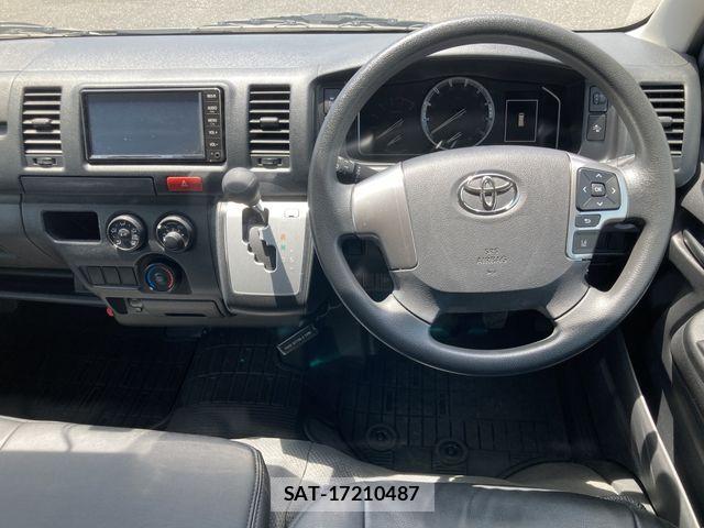 Toyota HIACE VAN 2024-08 7360191-8