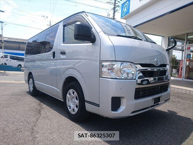 Toyota HIACE VAN 2020-06 7394543-0