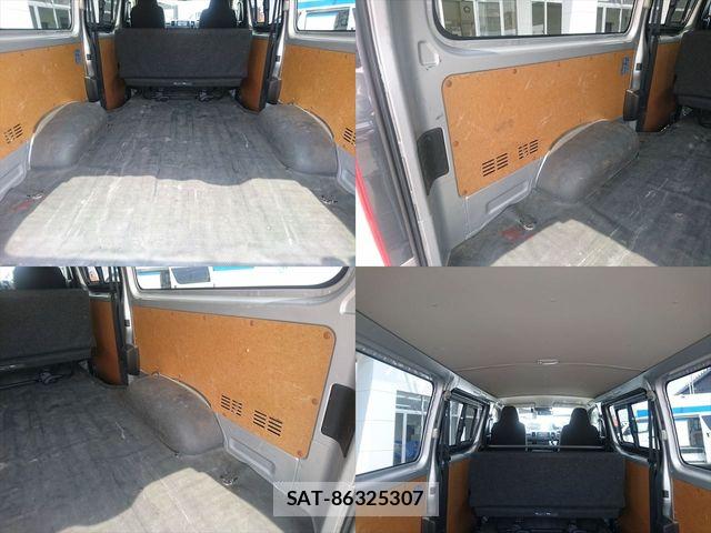 Toyota HIACE VAN 2020-06 7394543-9