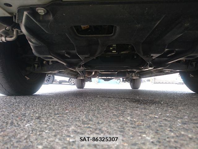 Toyota HIACE VAN 2020-06 7394543-22