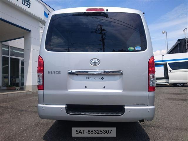 Toyota HIACE VAN 2020-06 7394543-4