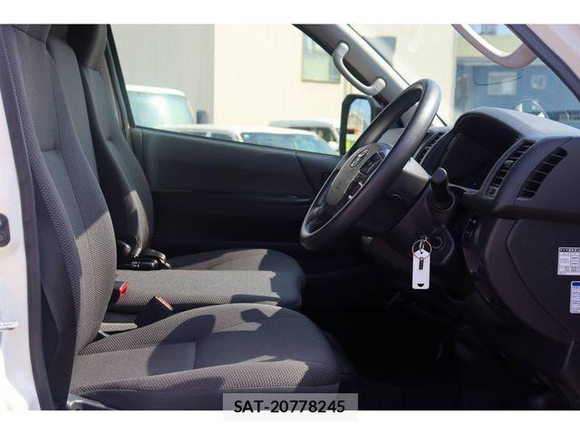 Toyota HIACE VAN 2022-12 7394536-12