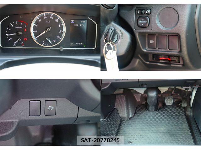 Toyota HIACE VAN 2022-12 7394536-14