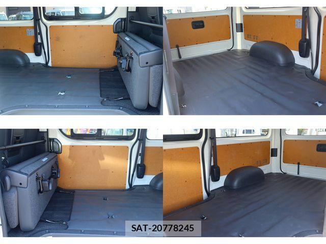 Toyota HIACE VAN 2022-12 7394536-23