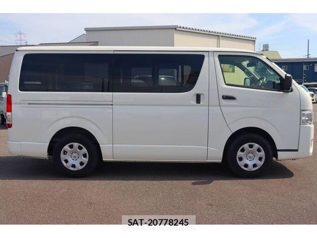 Toyota HIACE VAN 2022-12 7394536-7