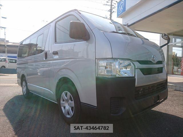 Toyota HIACE VAN 2021-11 7458444-0