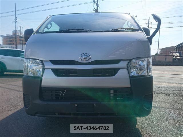 Toyota HIACE VAN 2021-11 7458444-3