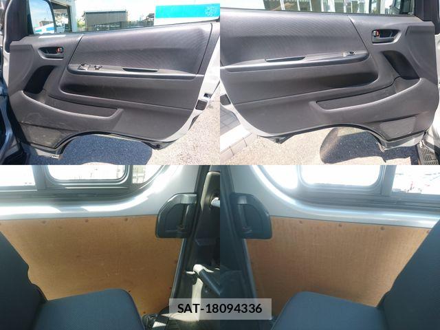Toyota HIACE VAN 2021-11 7503279-12