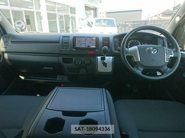 Toyota HIACE VAN 2021-11 7503279-20
