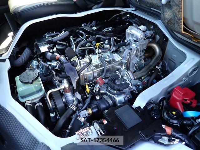 Toyota HIACE VAN 2025-03 7510283-29