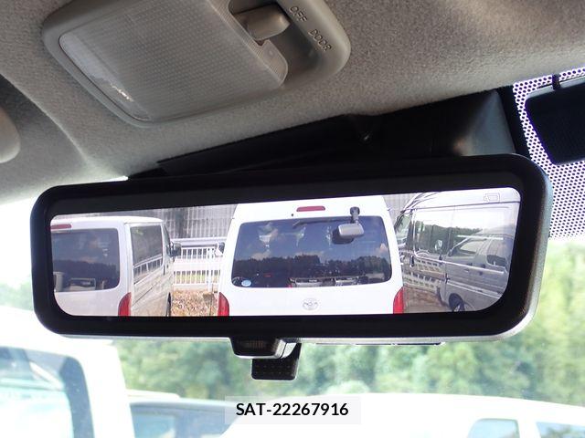 Toyota HIACE VAN 2023-08 7620838-12