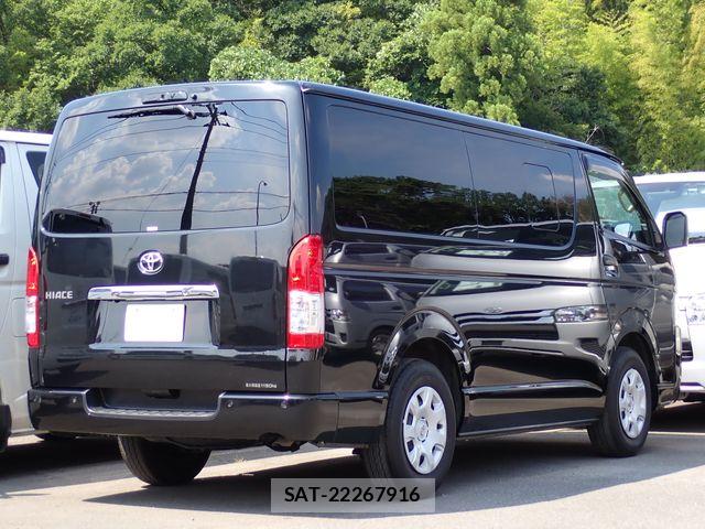 Toyota HIACE VAN 2023-08 7620838-1