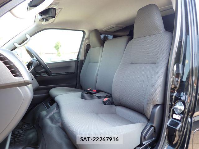 Toyota HIACE VAN 2023-08 7620838-21