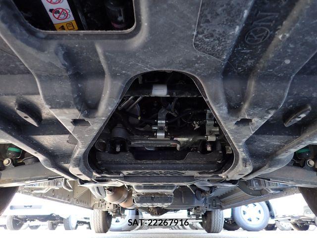 Toyota HIACE VAN 2023-08 7620838-27
