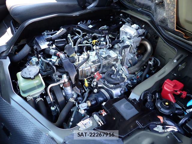 Toyota HIACE VAN 2023-08 7620838-29