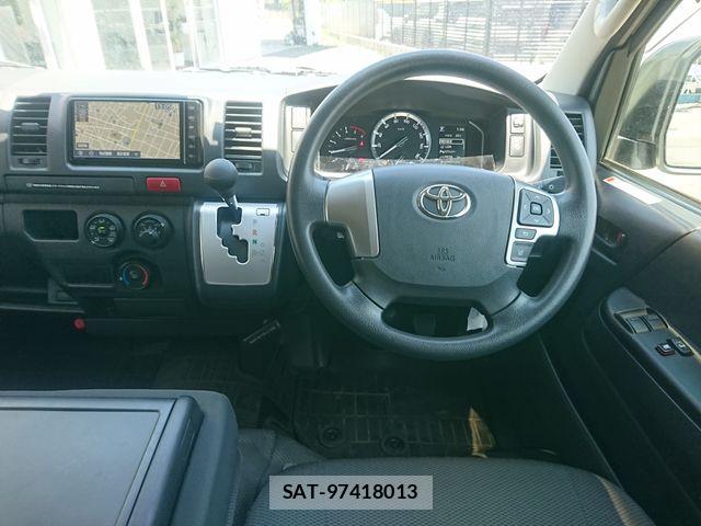 Toyota HIACE VAN 2024-01 7880078-22
