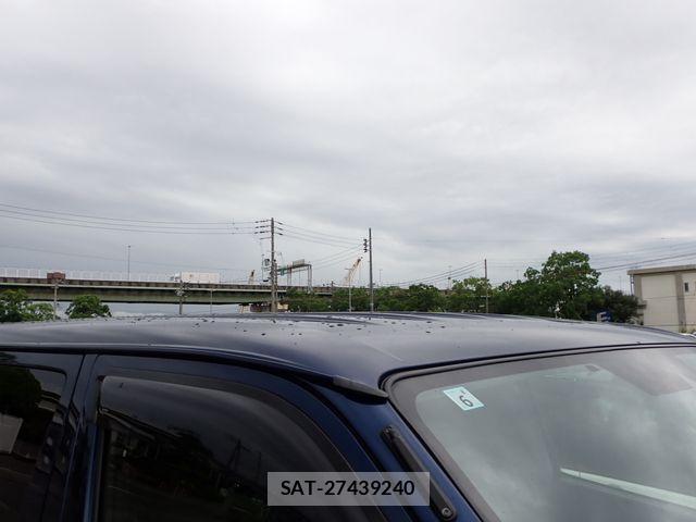 Toyota HIACE VAN 2020-06 8038786-9
