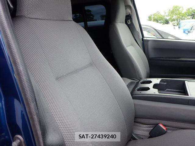 Toyota HIACE VAN 2020-06 8038786-21