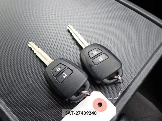 Toyota HIACE VAN 2020-06 8038786-27