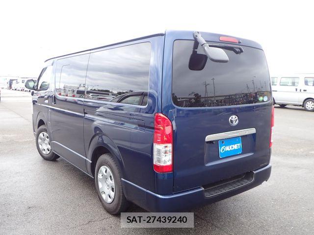 Toyota HIACE VAN 2020-06 8038786-2