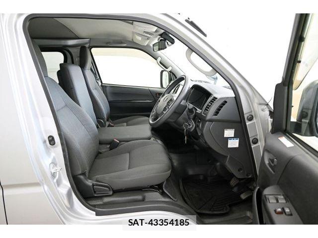 Toyota HIACE VAN 2021-06 8159404-7
