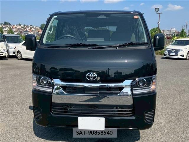 Toyota HIACE VAN 2026-07 8210698-1