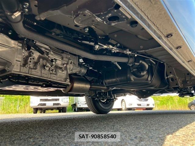 Toyota HIACE VAN 2026-07 8210698-27