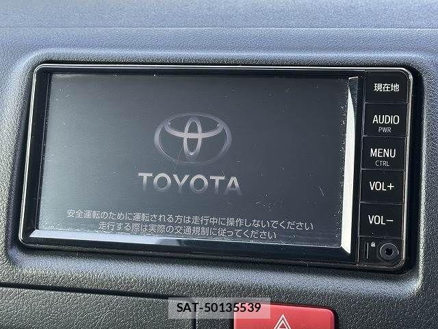 Toyota HIACE VAN 2024-07 8246958-2